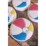 Beach ball bath bomb